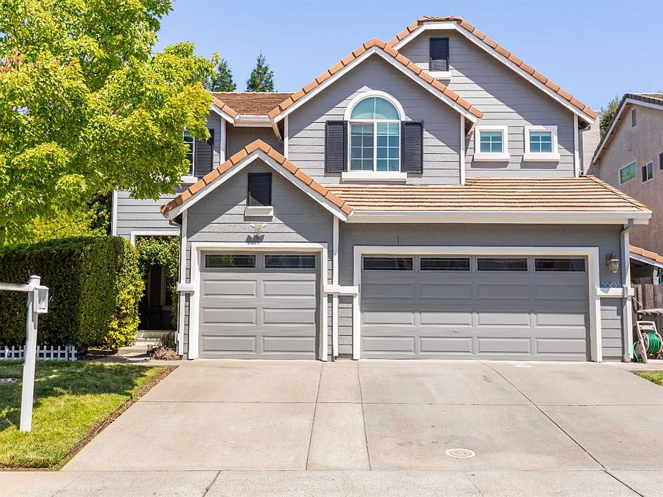 2nd image of 5605 Harborside Way