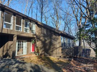 20 Elizabeth Ln, Waynesville, NC 28786