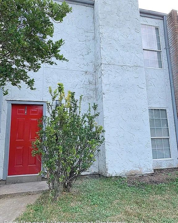 1st image of 11201 Shannon Hills Dr