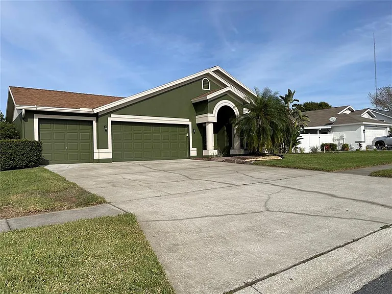 10456 Crestfield Dr — Photo 1