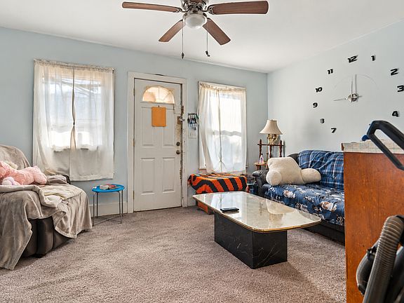 5th image of 217 12th St