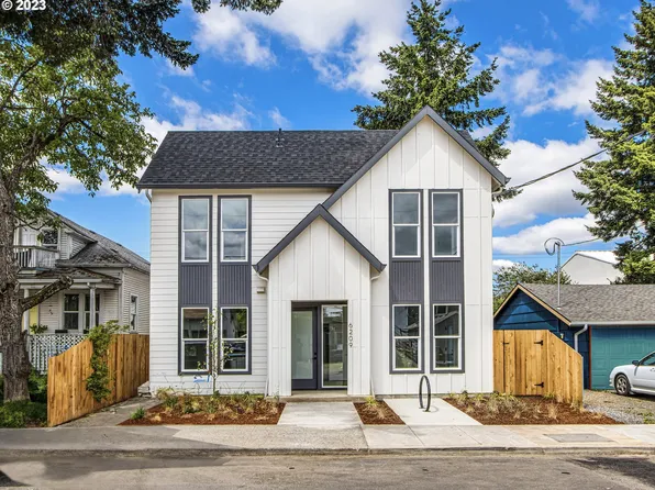 6209 SE 83rd Ave #1, Portland, OR 97266