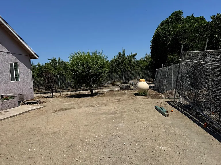 6275 Sultana Dr — Photo 12
