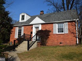 6900 Jackson Ave, Falls Church, VA 22042