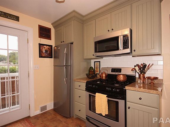 5th image of 917 W Loucks Ave