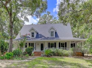 699 Willowlake Rd, Charleston, SC 29412