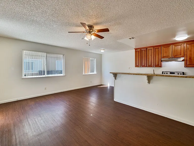 7424 Franklin Blvd #3 — Photo 6