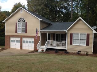 3909 Robin Ct, Acworth, GA 30101