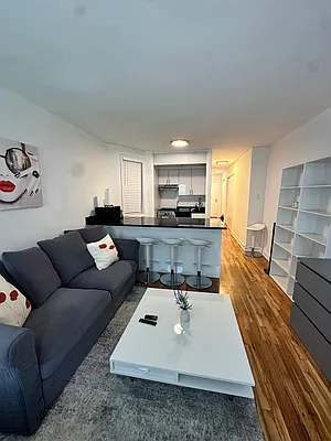 Rented by Highline Residential | media 22