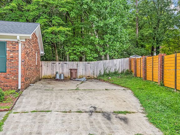 4th image of 8 Wild Partridge Ct