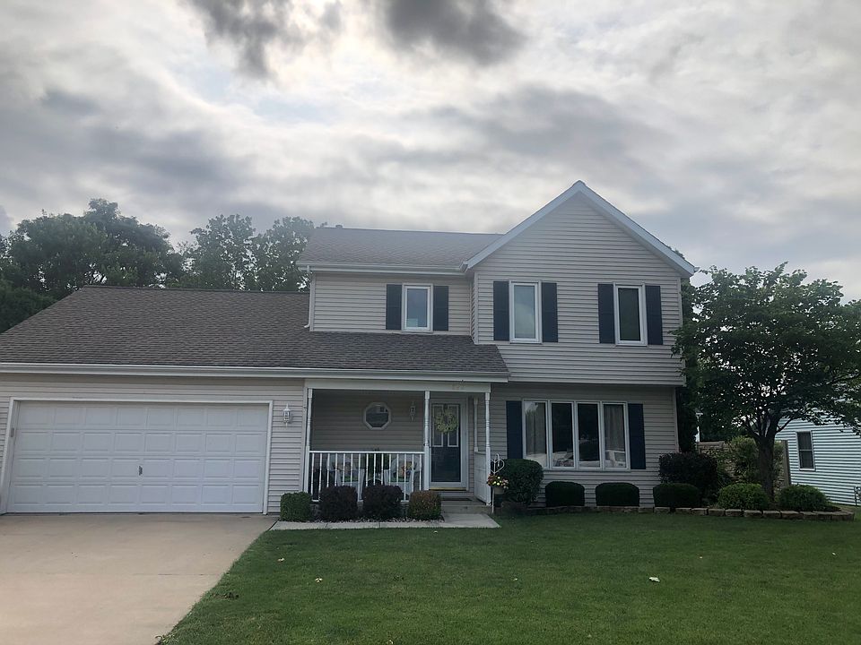 1st image of 842 Thornberry Dr