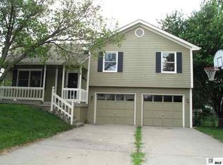 10814 N Holmes St, Kansas City, MO 64155