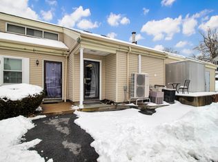 55 Beach St #16, Westerly, RI 02891