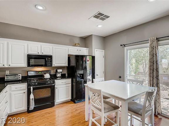 4th image of 6107 Squilchuck Ct