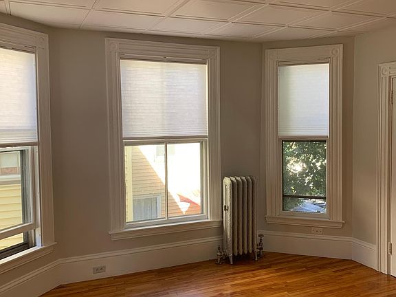 First bedroom.