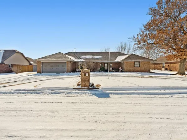 1205 Francis Ln, Kingfisher, OK 73750