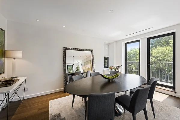 Sold by Nest Seekers International | media 13