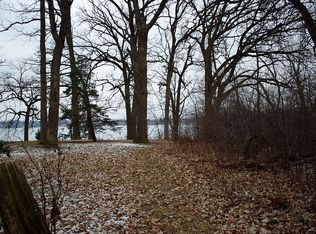 53 E Lakeview Ave, Round Lake Beach, IL 60073
