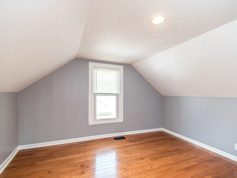 2477 Walnut St — Photo 38
