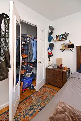 Rented by Ledvech Group | media 4