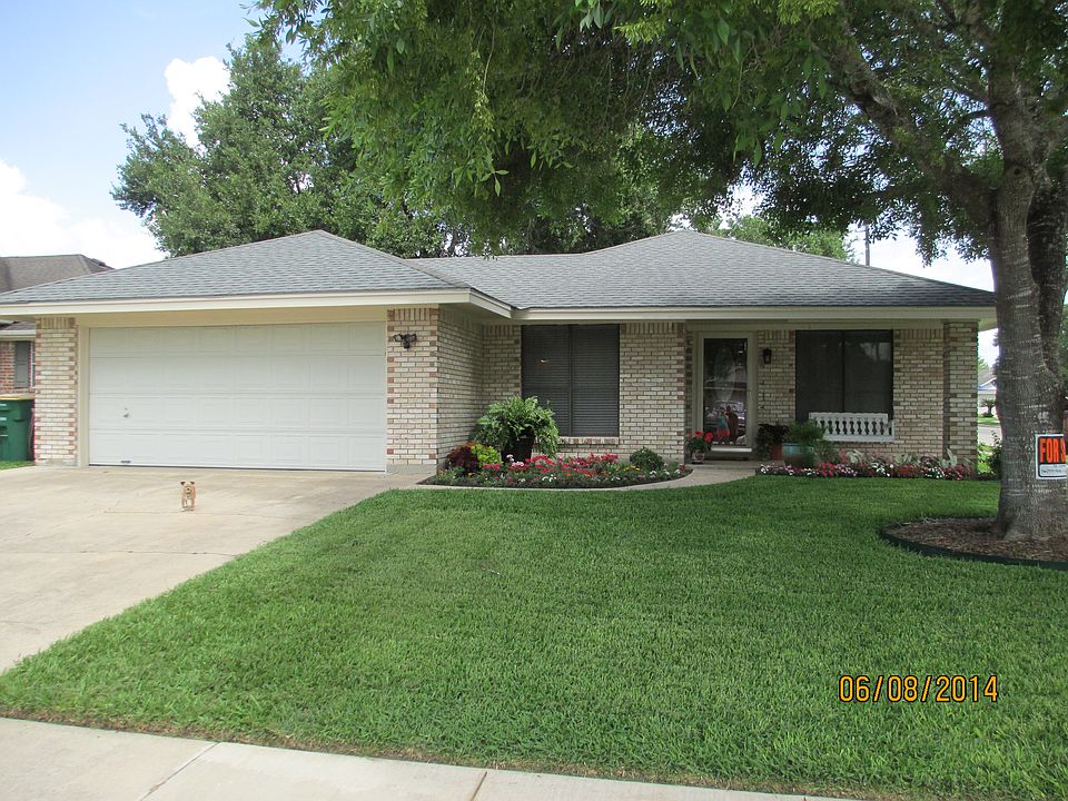 1st image of 218 Belmoor Ln