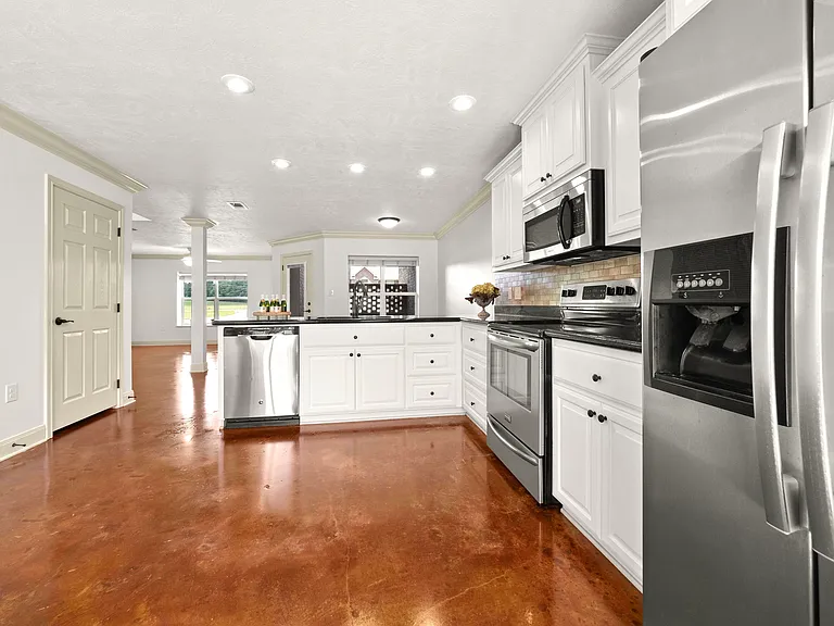 1832 W Hawthorne Rd #1 — Photo 6