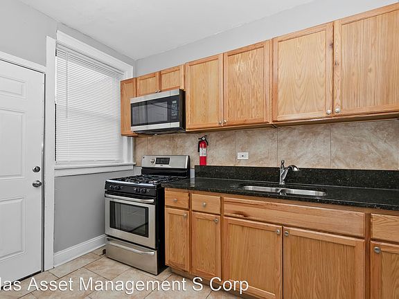 2nd image of 8152 S Maryland Ave #6973217