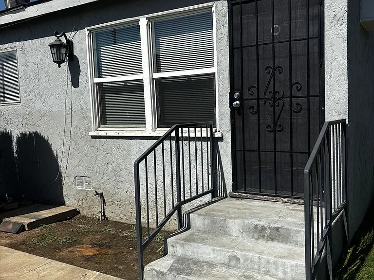 2003 Lester St — Photo 30