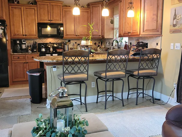 9103 Brad Ct — Photo 6