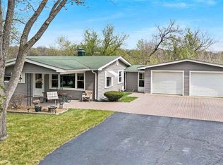 10116 Mack Island Rd, Grass Lake, MI 49240
