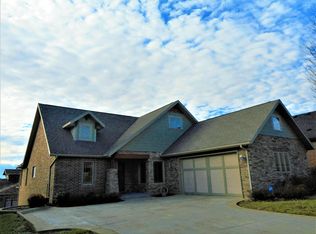 3928 E Rosebrier St, Springfield, MO 65809