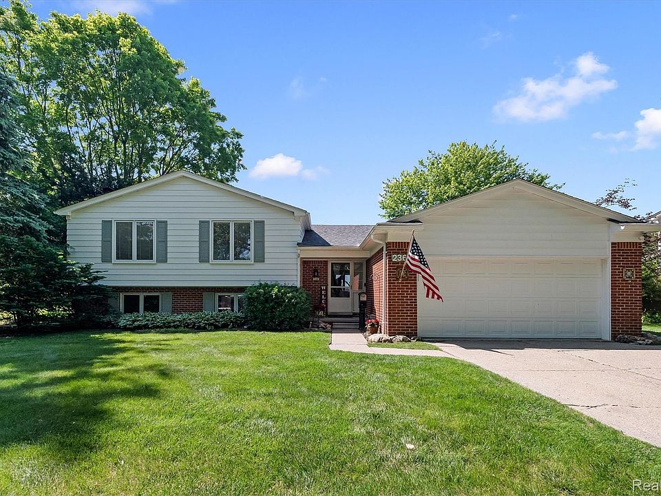 1st image of 2366 Cumberland Dr