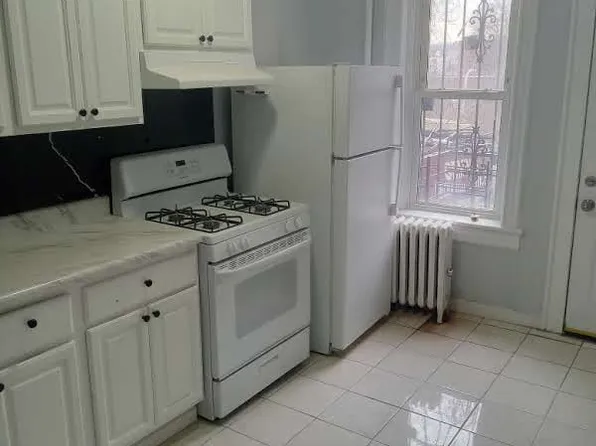 127 Stanley Ave APT 1, Yonkers, NY 10705