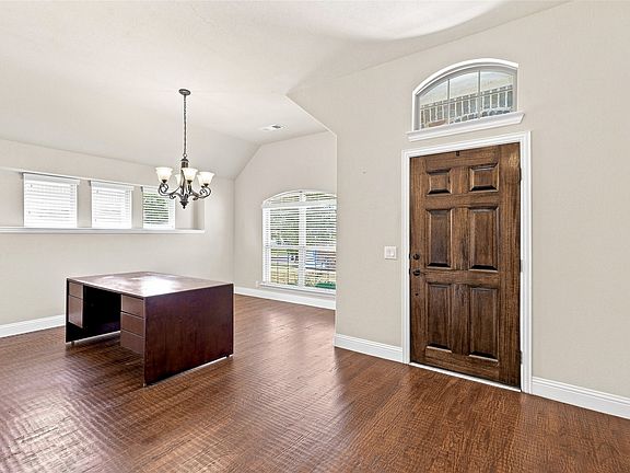 4th image of 5007 Ambergate Ln