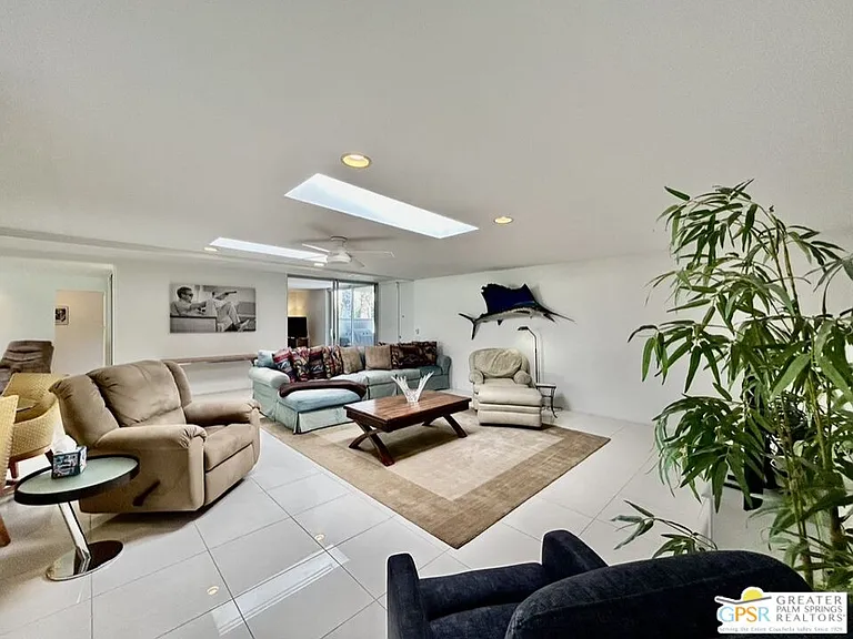 197 Desert Lakes Dr — Photo 13