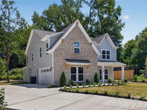 2316 Chateau Ct, Matthews, NC 28105