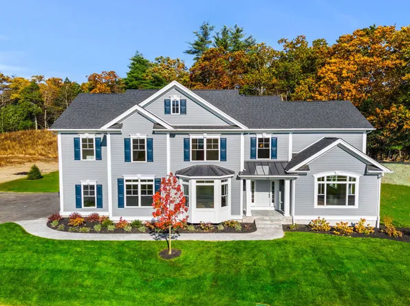 24 Rookery Ln, Concord, MA 01742