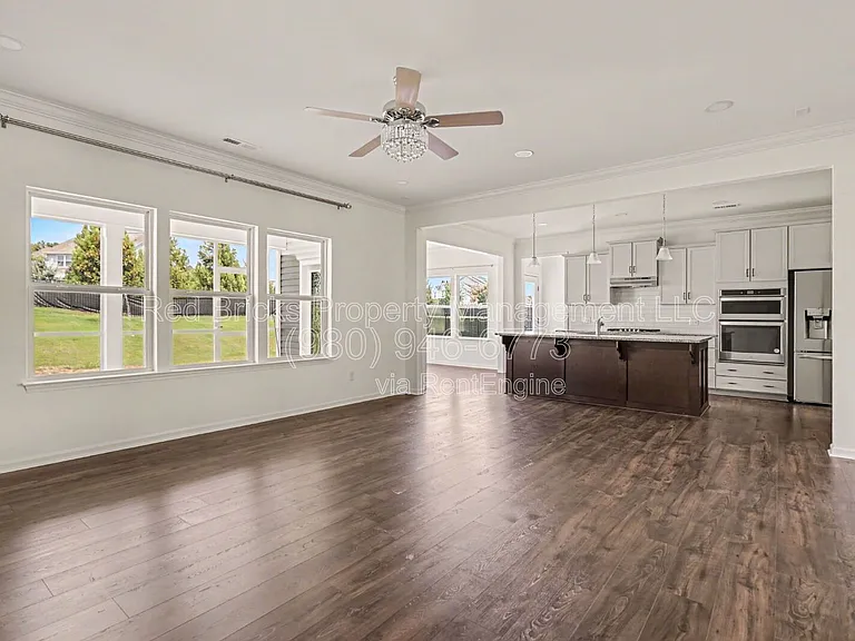 7650 Fenn Way — Photo 9