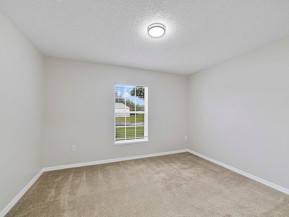 5th image of 1914 Manatee Ct