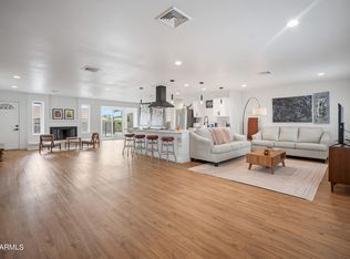 1 E Saint John Rd, Phoenix, AZ 85022