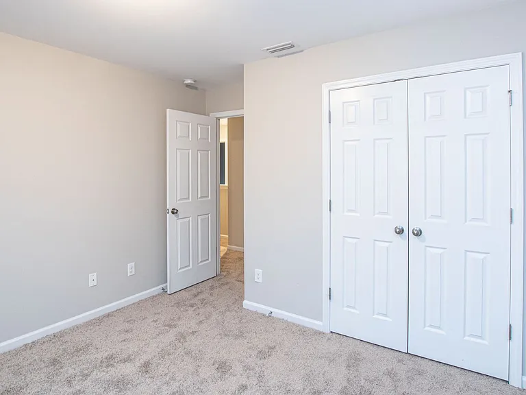 535 Calen Ln — Photo 16