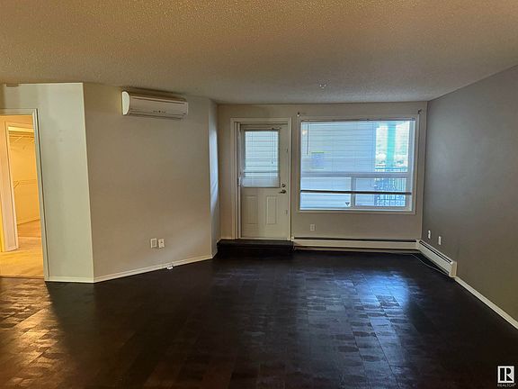 4th image of 13625 34th St NW #122