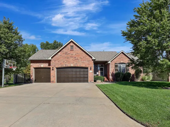 15410 E Woodcreek St, Wichita, KS 67230