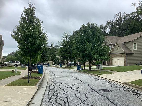 4th image of 756 Westmoreland Ln