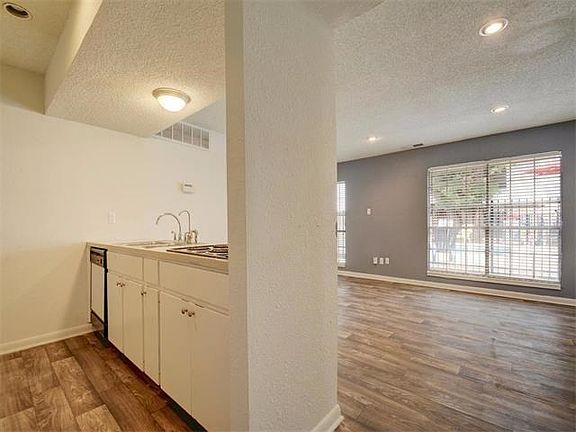 2nd image of 2510 Elmont Dr APT 121B
