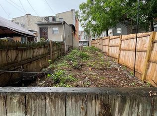 308 Hollenbach St, Reading, PA 19601