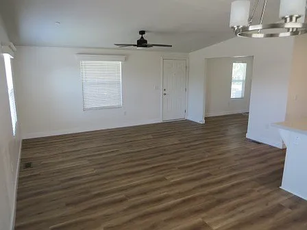 44535 Harvey Way — Photo 10