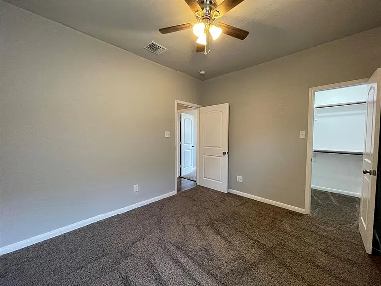 8113 Northgate Loop — Photo 21