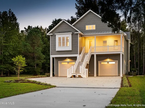 54 E Eagle View Lane Road, Blounts Creek, NC 27814