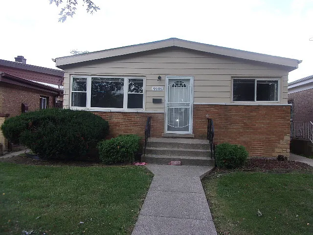 9105 S Parnell Ave photo 1
